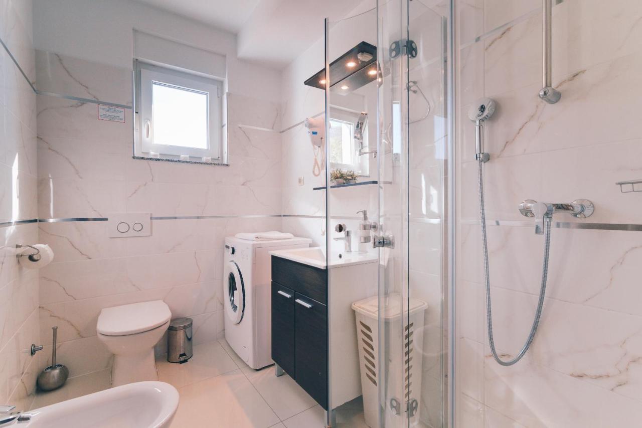 Apartments Maris Senj 2 エクステリア 写真